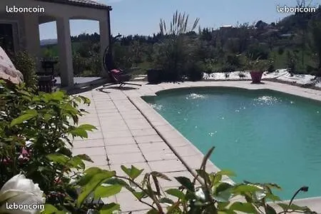 Villa Jade *