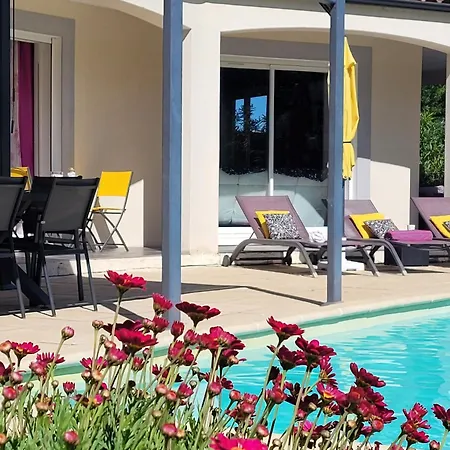 Villa Jade *